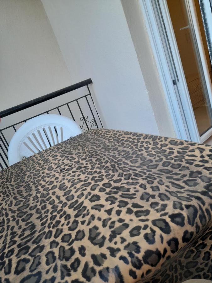 Villa Leopard Stavros  Ngoại thất bức ảnh